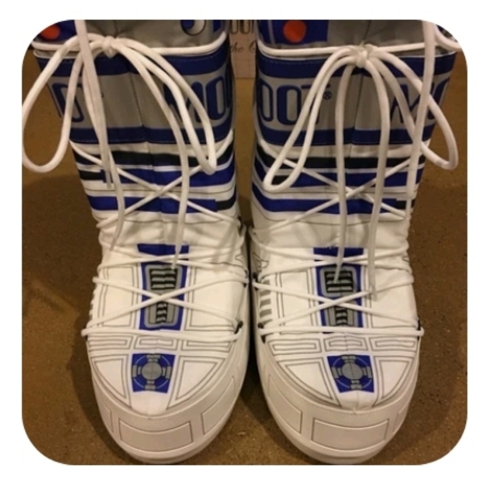 NIB - R2-D2 Moon Boots - Picture 5 of 14